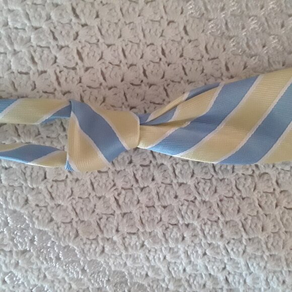 The Children's Place boys yellowy blue tie 13" long, pre tied with adjustable - Picture 1 of 5